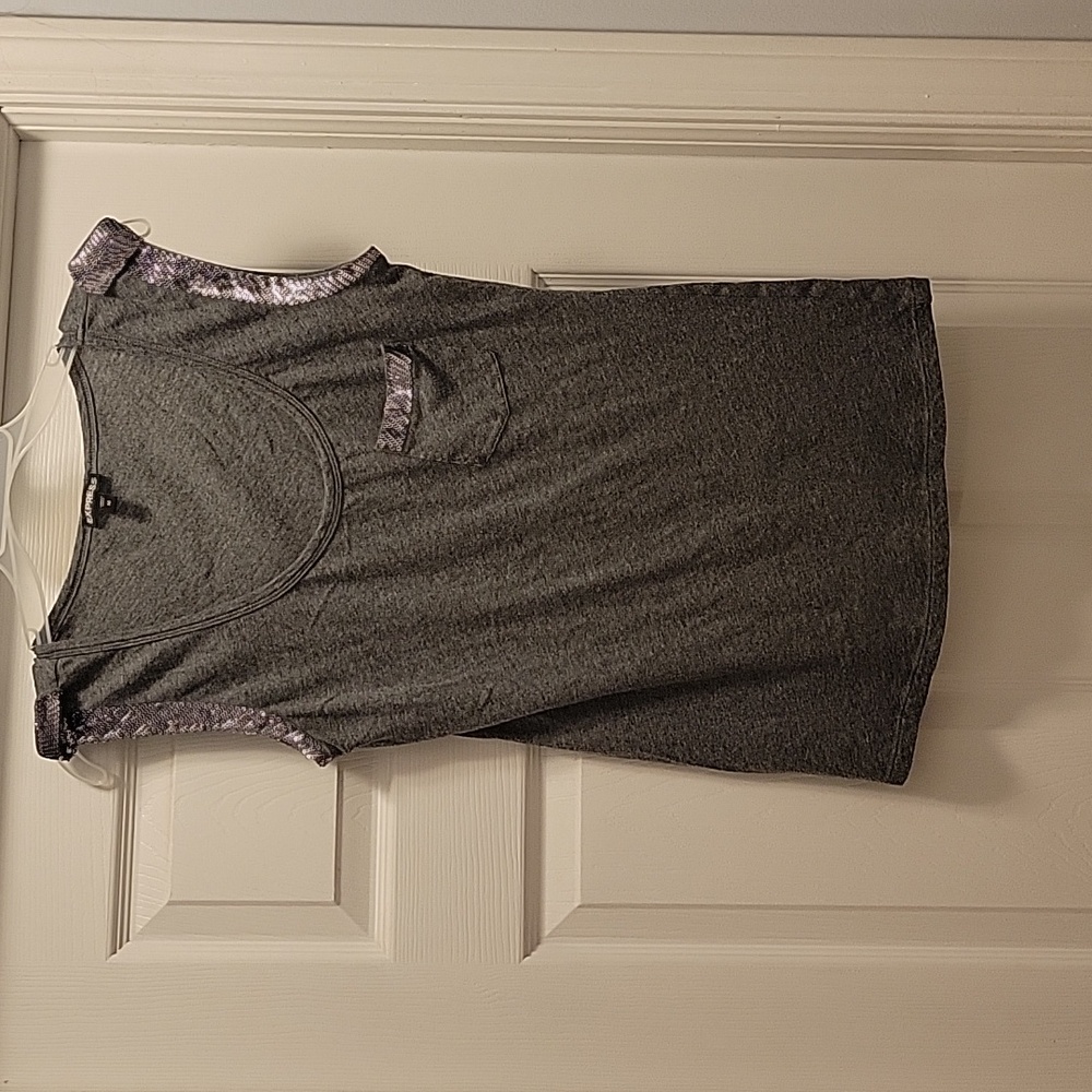 Gray Sleeveless Top with Sequin Detail Express M